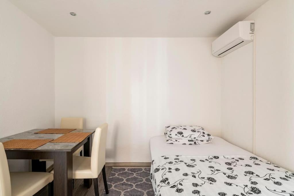 Studio Apartment Grgic Šibenik Eksteriør bilde